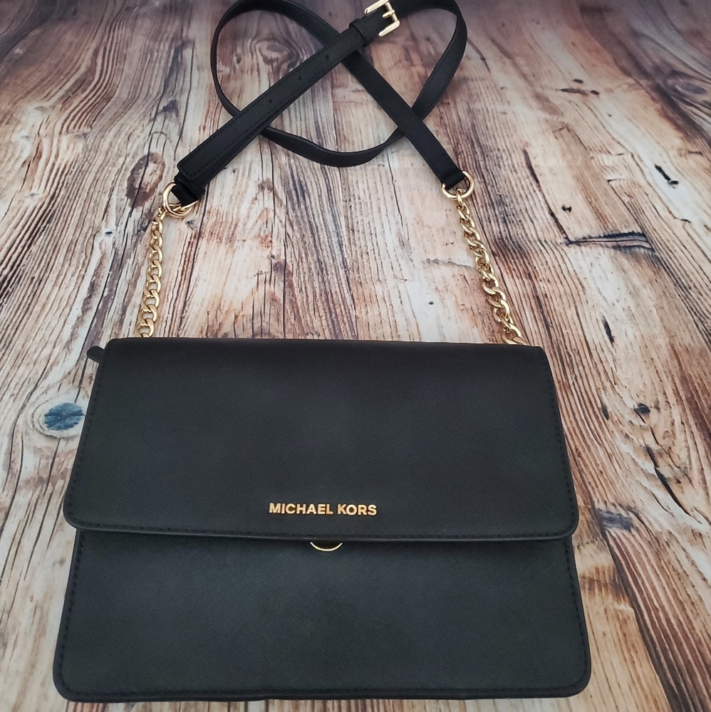 Michael Kors Daniela Saffiano Crossbody Bag